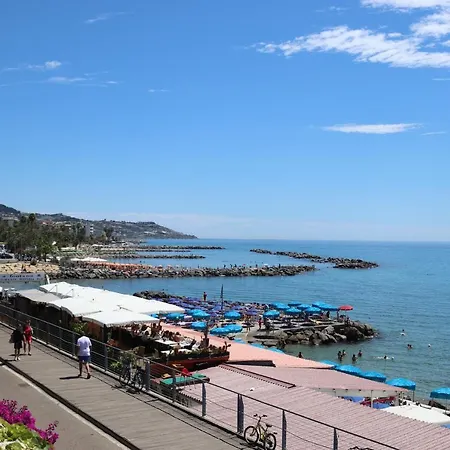 Kadevi -centralissimo, Parcheggio Gratuito, Bici- Lejlighed Sanremo