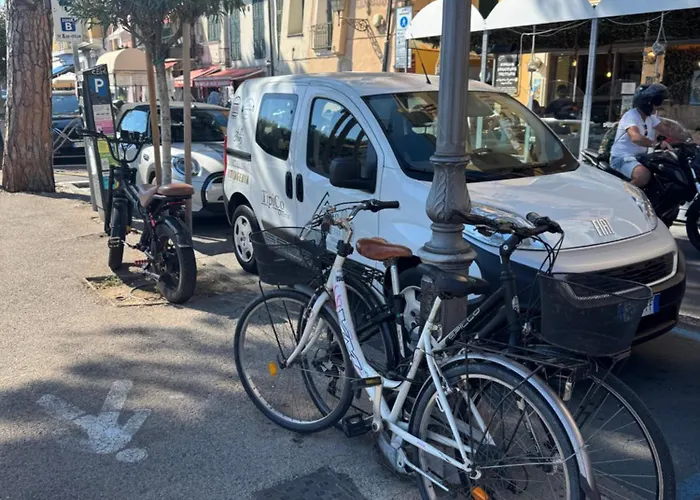 Kadevi -centralissimo, Parcheggio Gratuito , Bici Disponibili Apartmán *