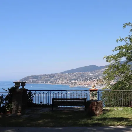 Apartment Kadevi -garage Privato, Biciclette- *