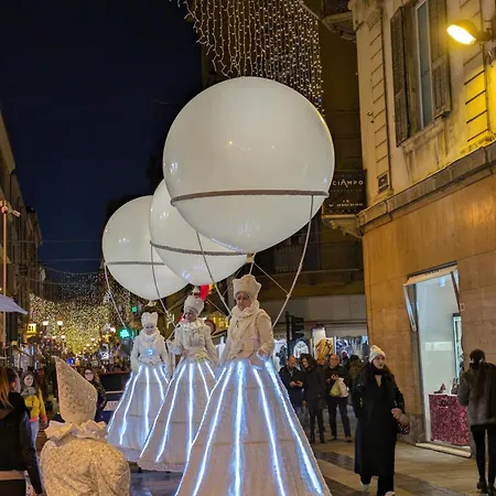 Kadevi -centralissimo, Parcheggio Gratuito A 200m , Bici Disponibili סנרמו